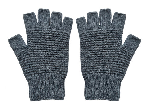 Par de guantes de lana gris sin dedos con textura tejida, accesorios de invierno c&aacute;lidos y elegantes aislados sobre un fondo blanco puro, ideales para moda casual, fotograf&iacute;a de producto o cat&aacute;logos.