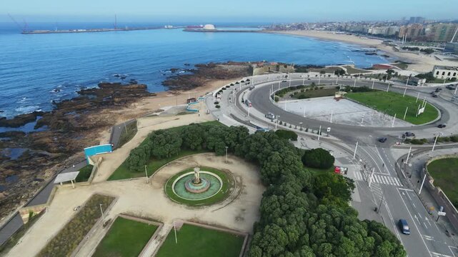 Vista aerea rotunda castelo do queijo avenida boavista porto drone