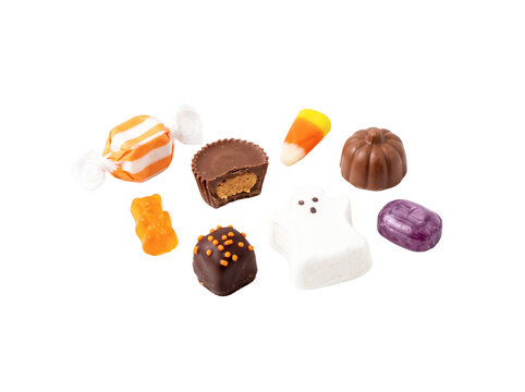 Assorted Halloween Sweets and Candy for Festive Party Scenes／ハロウィンの楽しい雰囲気を演出するお菓子の写真素材