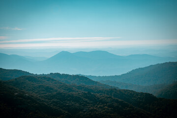 Obraz premium Australia, The Cathedral and The Hump are two famous granite rock formations connected by a popular 1.9-kilometer (1.2-mile) walking track in Mount Buffalo National Park in Victoria.