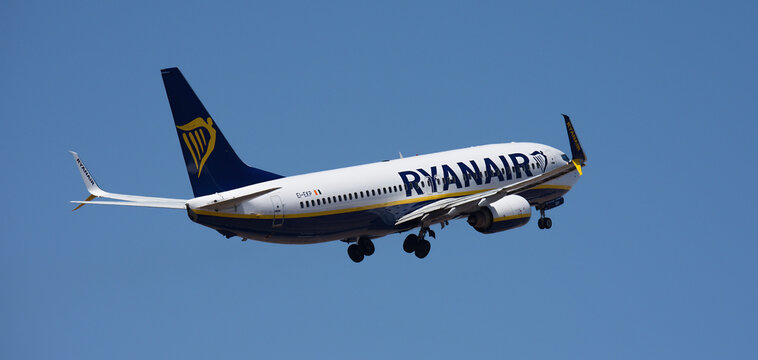 Tenerife, Spain august 29st, 2026. Boeing 737-8AS Ryanair airlines, flies in the blue sky. Takeoff at Tenerife Airport. Retracting the landing gear