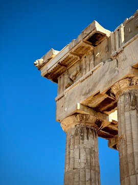 ancient greek temple