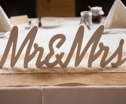 Elegant Mr And Mrs Sign