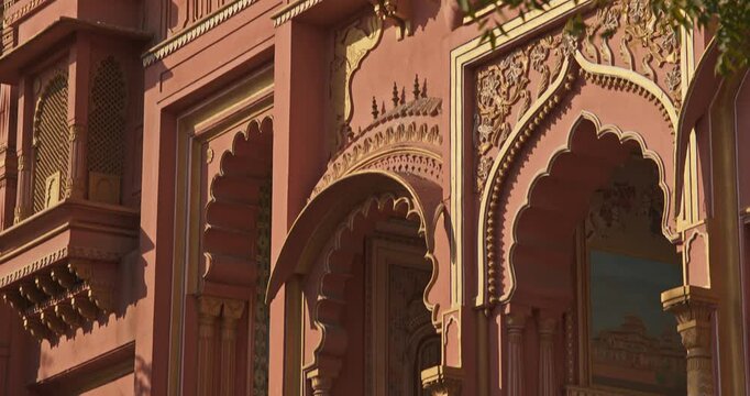 Jaipur, Rajasthan, India. Various Statue Of Warriors And Nobles. Patrika Gate At Jawahar Circle. Old Pink City. Travel To India. Patrika Gate Is Traditional Rajasthani Style Of Architecture. Pillar