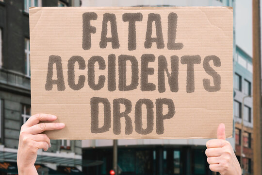 "Fatal accidents drop" Fatal accidents drop from ten to four. FATAL. CRASHES. COUNT. DECLINE. YEAR.