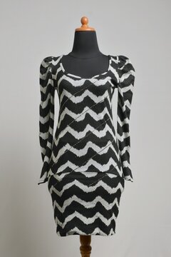 Black and white chevron pattern dress with square neckline and puffy shoulder 