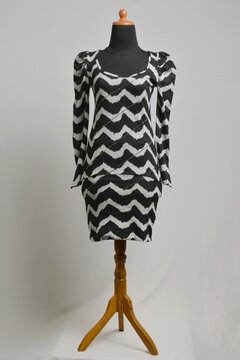 Black and white chevron pattern dress with square neckline and puffy shoulder 