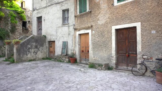 Italy, Umbria , Terni,  Narni ,  Nera Gorges - Old houses in Central Italy &ndash; working-class housing and scenes of daily life from the past