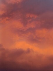 Fototapeta premium Golden hour evening sky overlay with fluffy colorful clouds