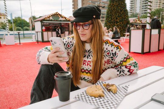 Christmas Market Smartphone Break