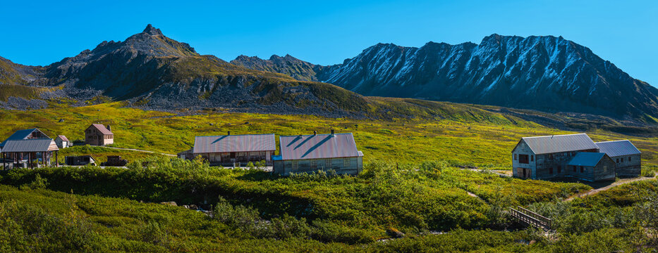 Palmer Alaska autumn landscape at Independence Mine State Historical Park and Talkeetna Mountains