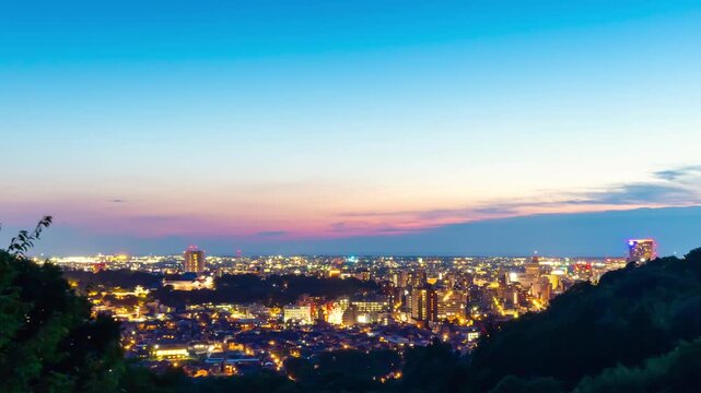 金沢市・卯辰山公園見晴らし台から望む夜景 タイムラプス 