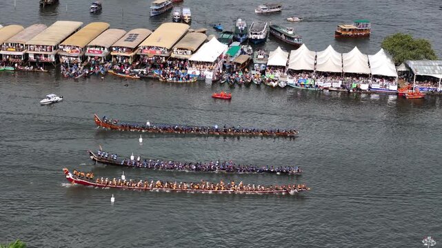 Nehru Trophy Boat Race in Alappuzha, Kerala
Traditional Snake Boat Race &ndash; Alappuzha Vallam Kali
Nehru Trophy Vallam Kali &ndash; Kerala&rsquo;s Famous Boat Race
Alappuzha Backwaters Snake Boat Race from Above
Tra
