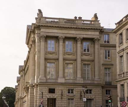 Hotel de Crillon building showcasing neoclassical architecture in the heart of Paris