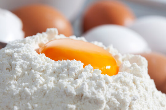 Egg yolk in flour