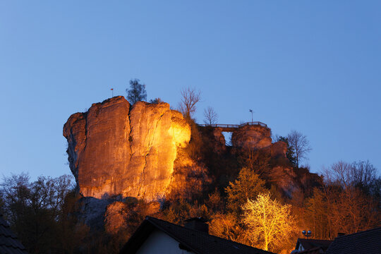 Germany, Franconia, Franconian Switzerland, Wiesenttal, View of Streitburg castle ruin