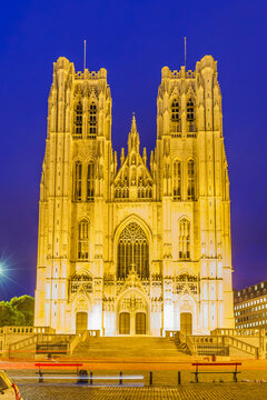 Belgium, Brussels, Cathedral of St Michael and St Gudula at night