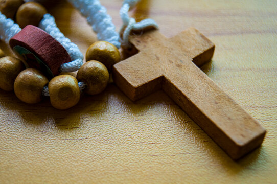 Holy Rosary with customizable space for text or religious message.