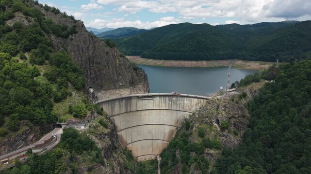 Vidraru Dam Overlook With Forested Valley
