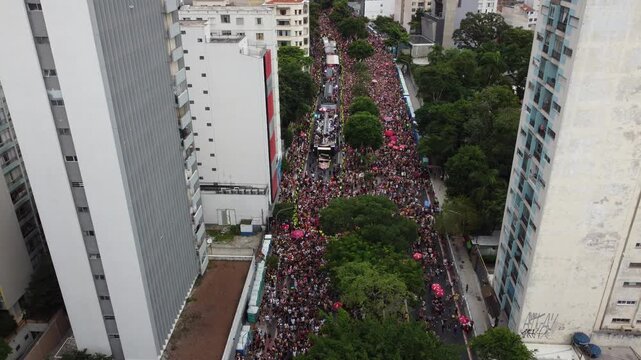 Aerial view of a Carnival street party on Rua da Consola&ccedil;&atilde;o in S&atilde;o Paulo, Brazil