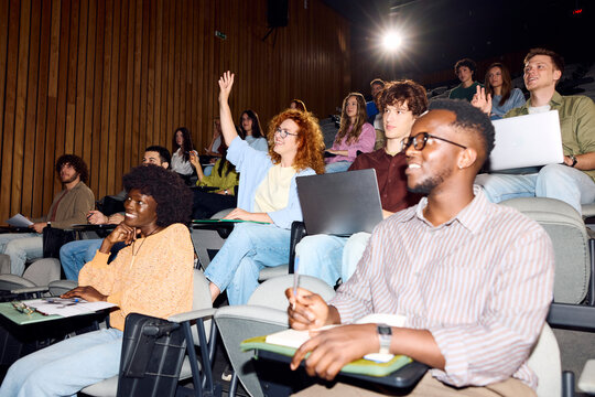 Students participate in a discussion during a lecture.