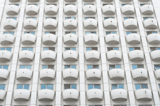 Modern community
