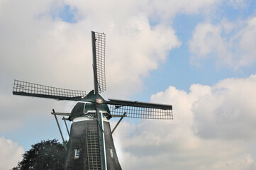 Die "Molen de Maagd " in Hulshorst © JS