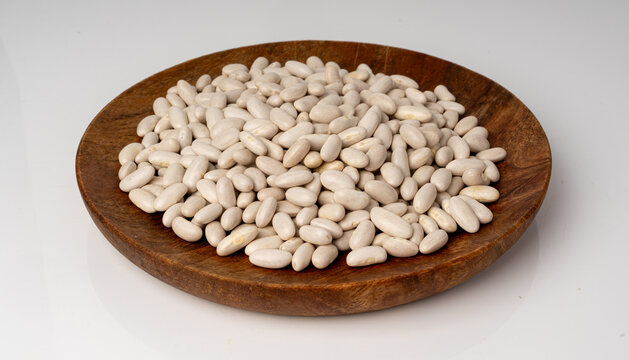 White kidney bean, dry cannellini beans pile