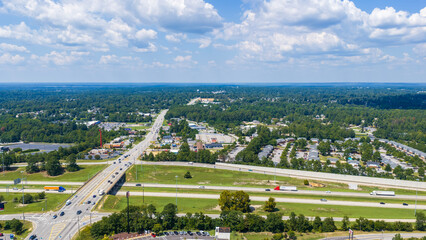 Obraz premium Aerial shot of buildings and trees in Augusta Georgia USA