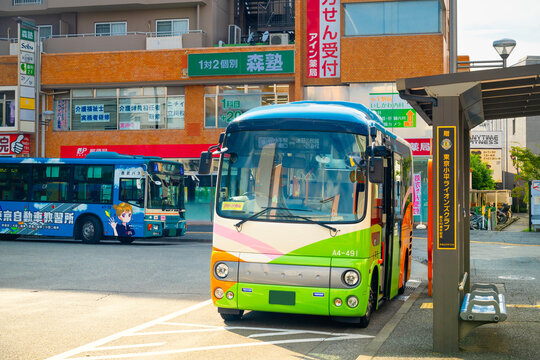 にじバス・西武新宿線 小平駅（自治体運営）