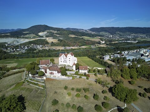 Baroque Wildegg Castle on the foothills of the Chestenberg, M&ouml;riken, Wildegg, Canton of Aargau, Switzerland