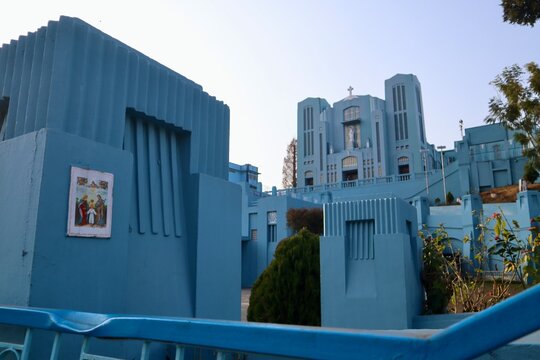インド　シロン　教会