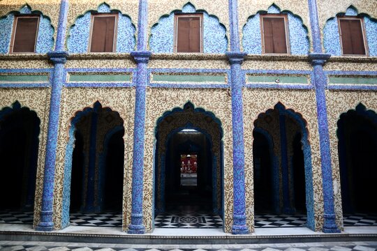 インド　アヨーディア　ヒンドゥー寺院のタイル