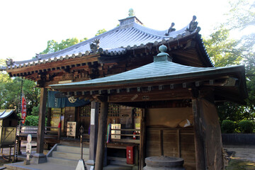 Obraz premium Daishido Hall and Incense Burner Pavilion at Kokubunji Temple (Temple 59) on Shikoku Henro Pilgrimage, Ehime 2026