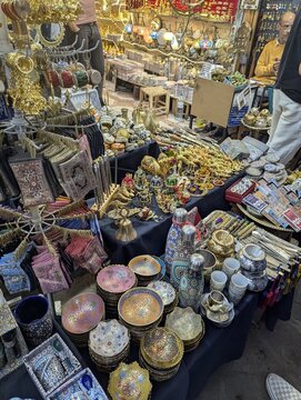 Artesan&iacute;a en el Zoco de Marrakech, Marruecos 