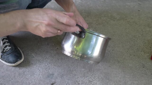 Fixing a broken handle of metallic cooking pot using screwdriver, Fixing a broken handle of metallic cooking pot using screwdriver