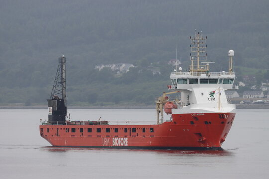 Lady Menna (IMO 9904340, MMSI 245266000), a general cargo ship built in 2022, arriving at the Port of Greenock, Scotland