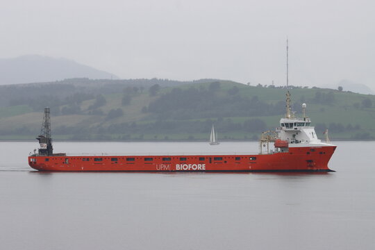 Lady Menna (IMO 9904340, MMSI 245266000), a general cargo ship built in 2022, arriving at the Port of Greenock, Scotland