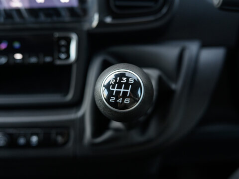Car gear shift with numbered positions