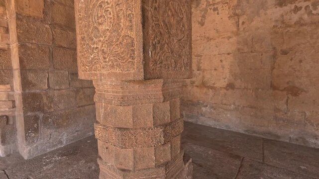Airavatesvara Temple is a Hindu temple of Chola architecture located in Darasuram, Kumbakonam, Thanjavur, South India, Tamil Nadu. UNESCO World Heritage Site. archaeological monument. King Rajaraja.