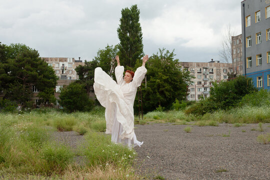 Dance in white