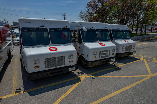 Canada Post delivery older step vans. Canada&rsquo; Post is Canada's national postal service. The Crown corporation responsible for distribution and delivering mail: Toronto, Ontario, Canada - May 17, 2026