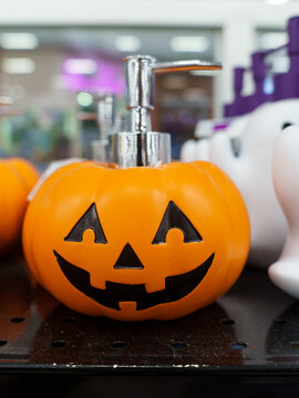 Pumpkin Shaped Soap Dispensers for Halloween and Autumn