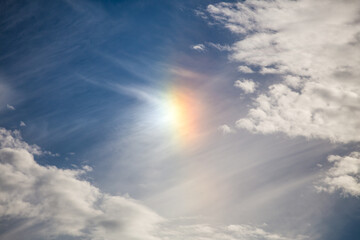 Obraz premium Beautiful parhelion rainbow effect in the atmosphere on a bright day