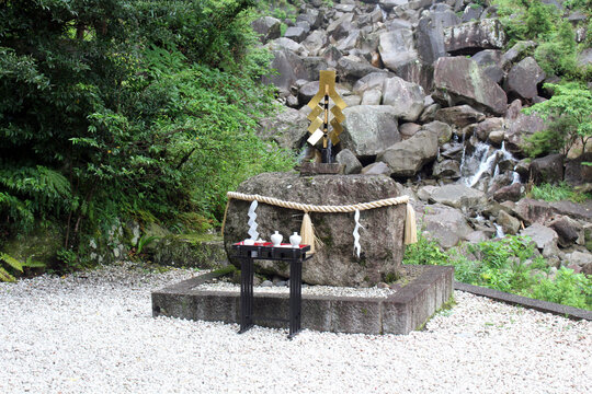 Sacred Shinto Stone Altar and Majestic Nachi Falls at Hiro Shrine, Nachikatsuura August 2026