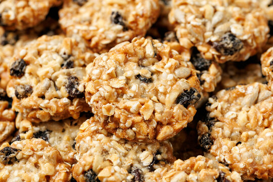 Granola Cookies with Peanuts, Raisins and Sunflower Seeds