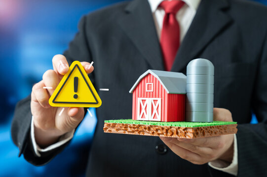 Official warning about problems in the agricultural sector. Crisis, subsidies, and protection of farms. Food security, government support, rural development, crop production, economic instability