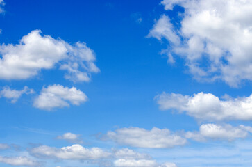 Obraz premium Blue sky and white clouds.