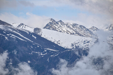 Obraz premium snow covered mountains