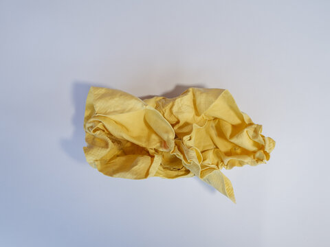 Yellow Synthetic Chamois Cleaning Towel for Car Wash and Auto Detailing